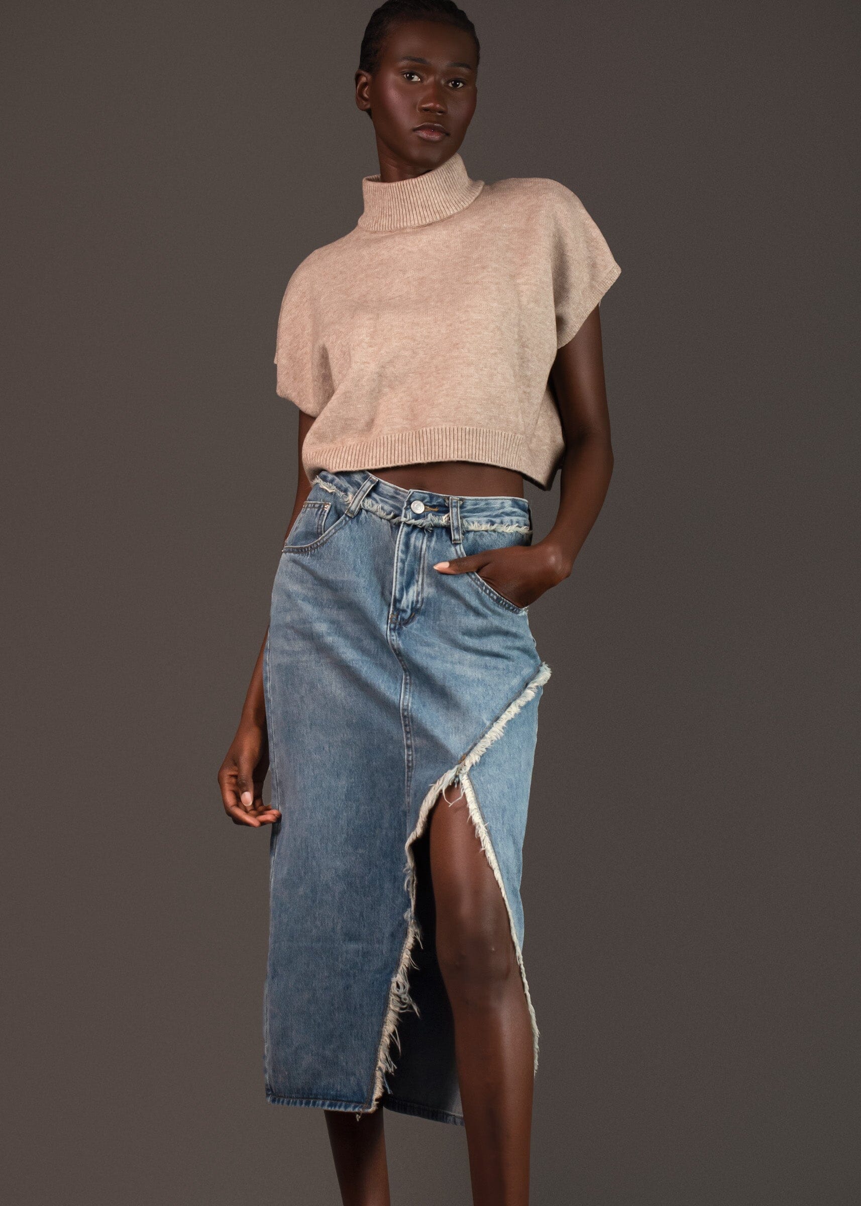 Plus Vintage Wash Distressed Denim Midi Skirt | PrettyLittleThing USA